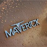 Detalhes do Ford Maverick Emblema Americano